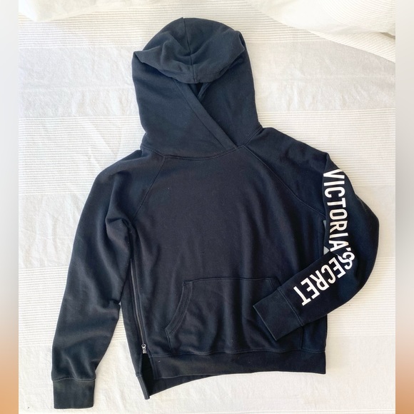 Victoria’s Secret Hoodie With Functional Zipper - Picture 12 of 13